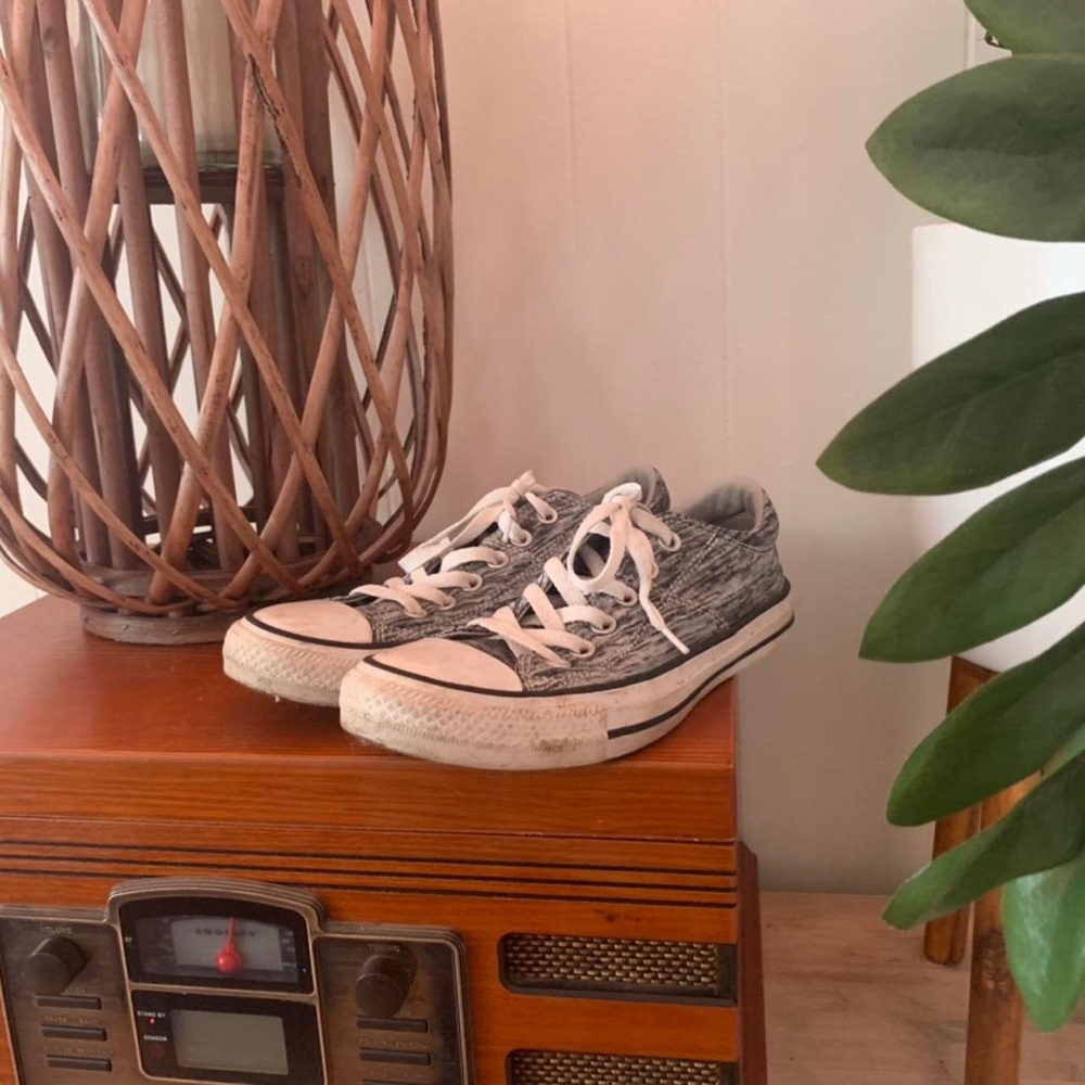 Converse